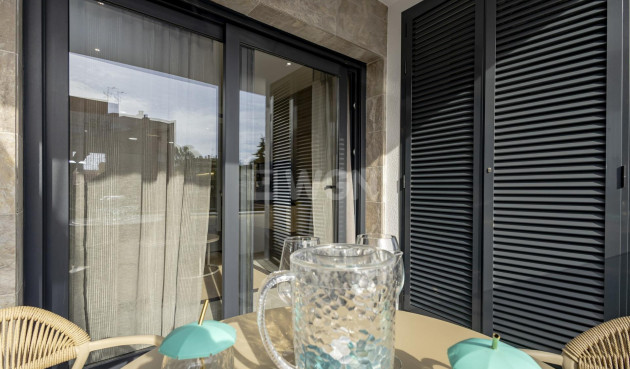 Nowy budynek - Mieszkanie w bloku - Torrevieja - Nueva Torrevieja