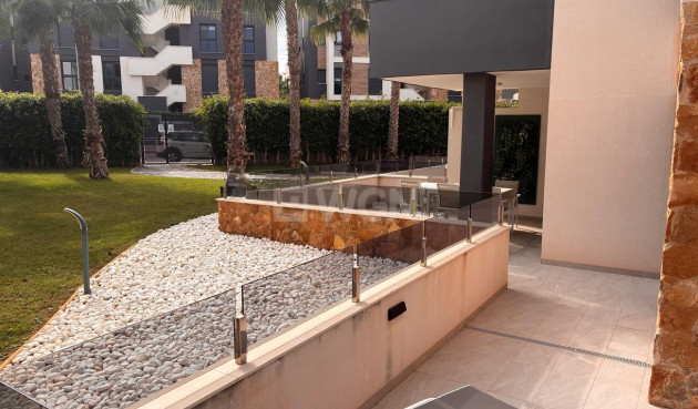 Odsprzedaż - Mieszkanie w bloku - Los Altos - Costa Blanca