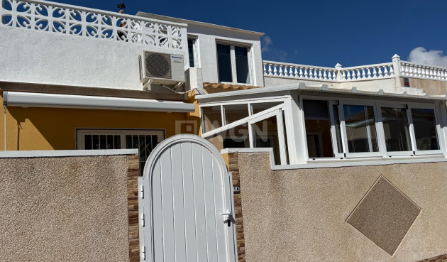 Odsprzedaż - Villa - Orihuela Costa - Costa Blanca