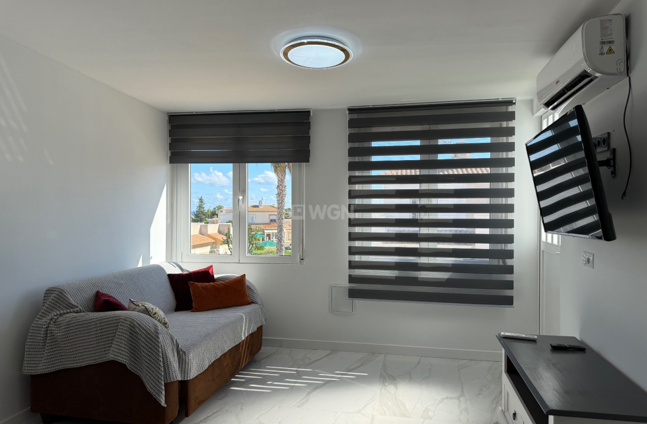 Odsprzedaż - Villa - Orihuela Costa - Costa Blanca