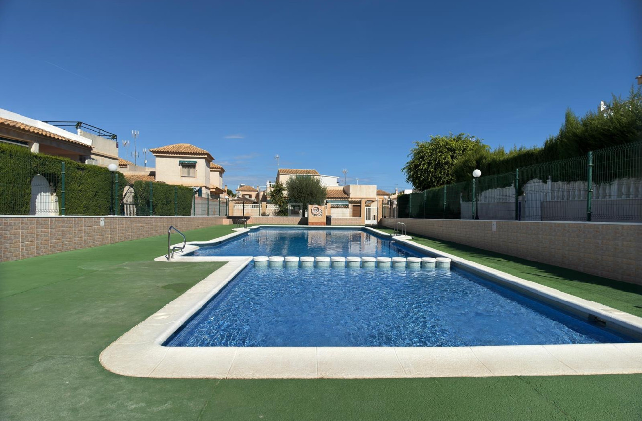 Odsprzedaż - Villa - Orihuela Costa - Costa Blanca