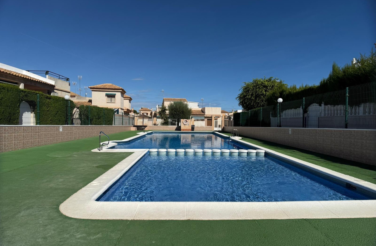Odsprzedaż - Villa - Orihuela Costa - Costa Blanca