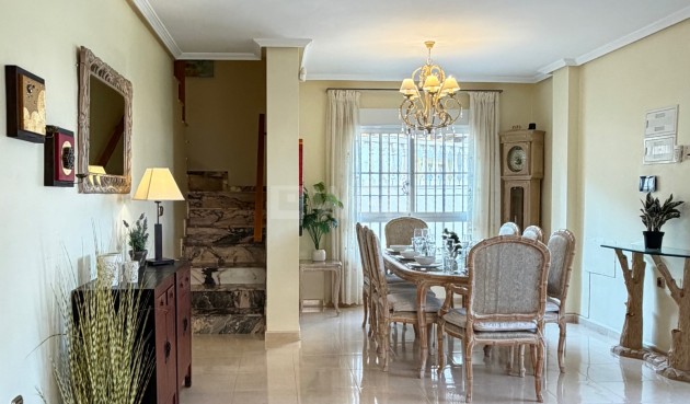 Odsprzedaż - Villa - Orihuela Costa - Costa Blanca