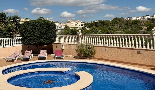Odsprzedaż - Villa - Orihuela Costa - Costa Blanca