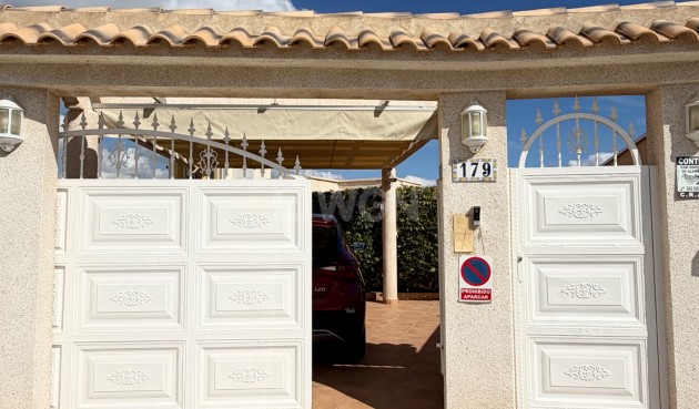 Odsprzedaż - Villa - Orihuela Costa - Costa Blanca