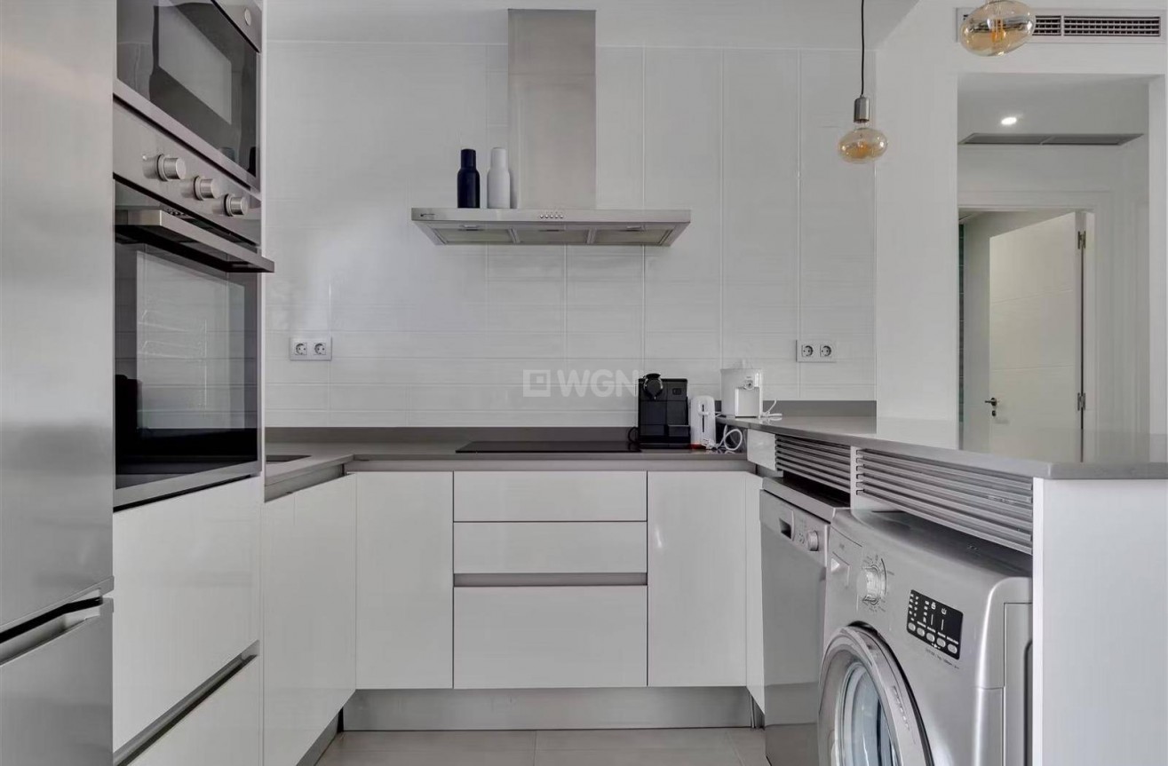 Resale - Bungalow - Pilar de la Horadada - Zona Pueblo