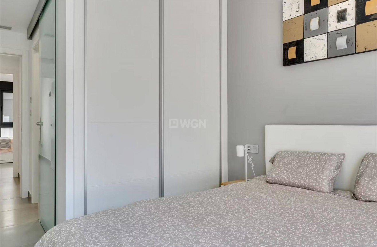 Resale - Bungalow - Pilar de la Horadada - Zona Pueblo