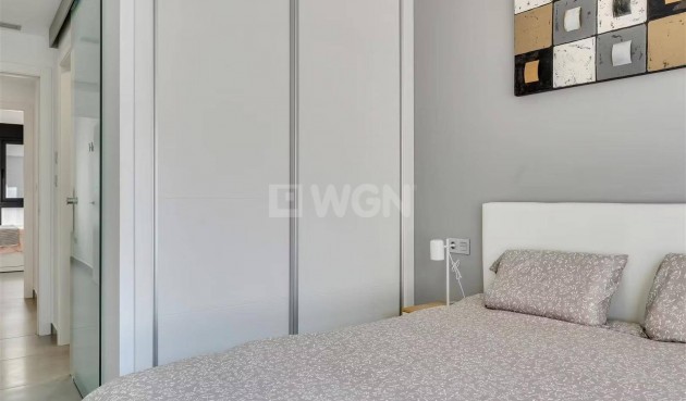 Resale - Bungalow - Pilar de la Horadada - Zona Pueblo