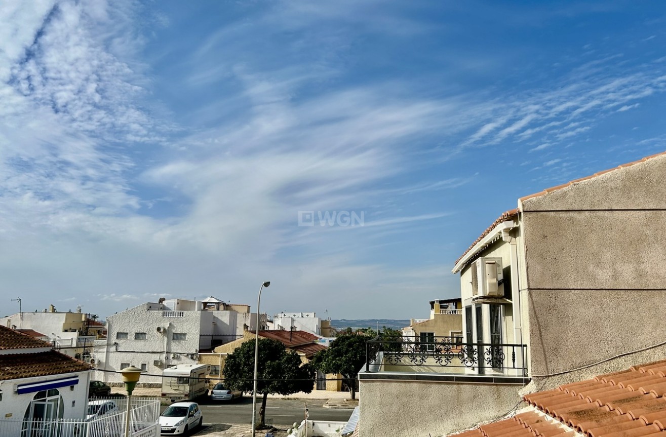 Odsprzedaż - Kamienica - Torrevieja - Costa Blanca