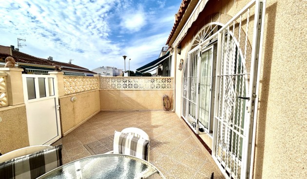 Odsprzedaż - Kamienica - Torrevieja - Costa Blanca