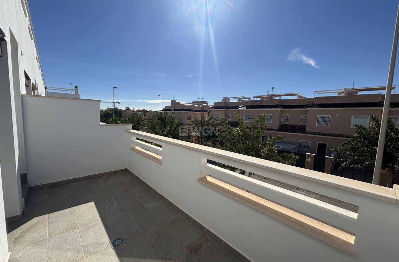 Odsprzedaż - Kamienica - Torre de la Horadada - Costa Blanca