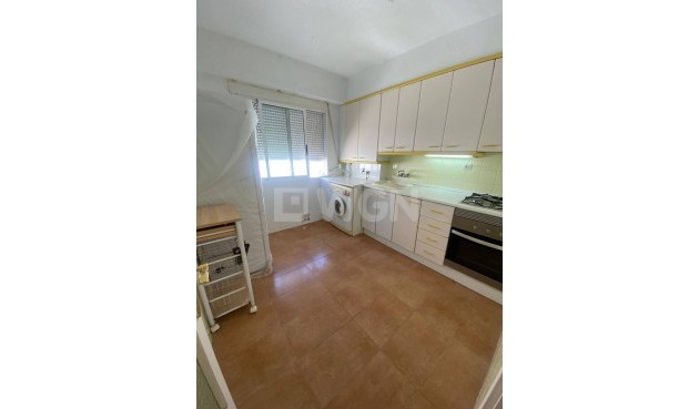 Resale - Apartment / flat - Pilar de la Horadada - La Torre de la Horadada