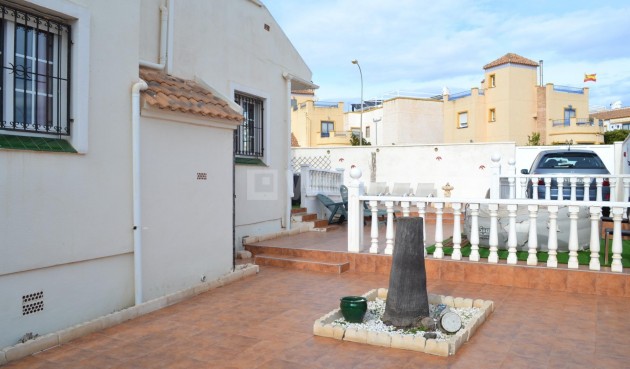 Odsprzedaż - Villa - Orihuela Costa - La Zenia