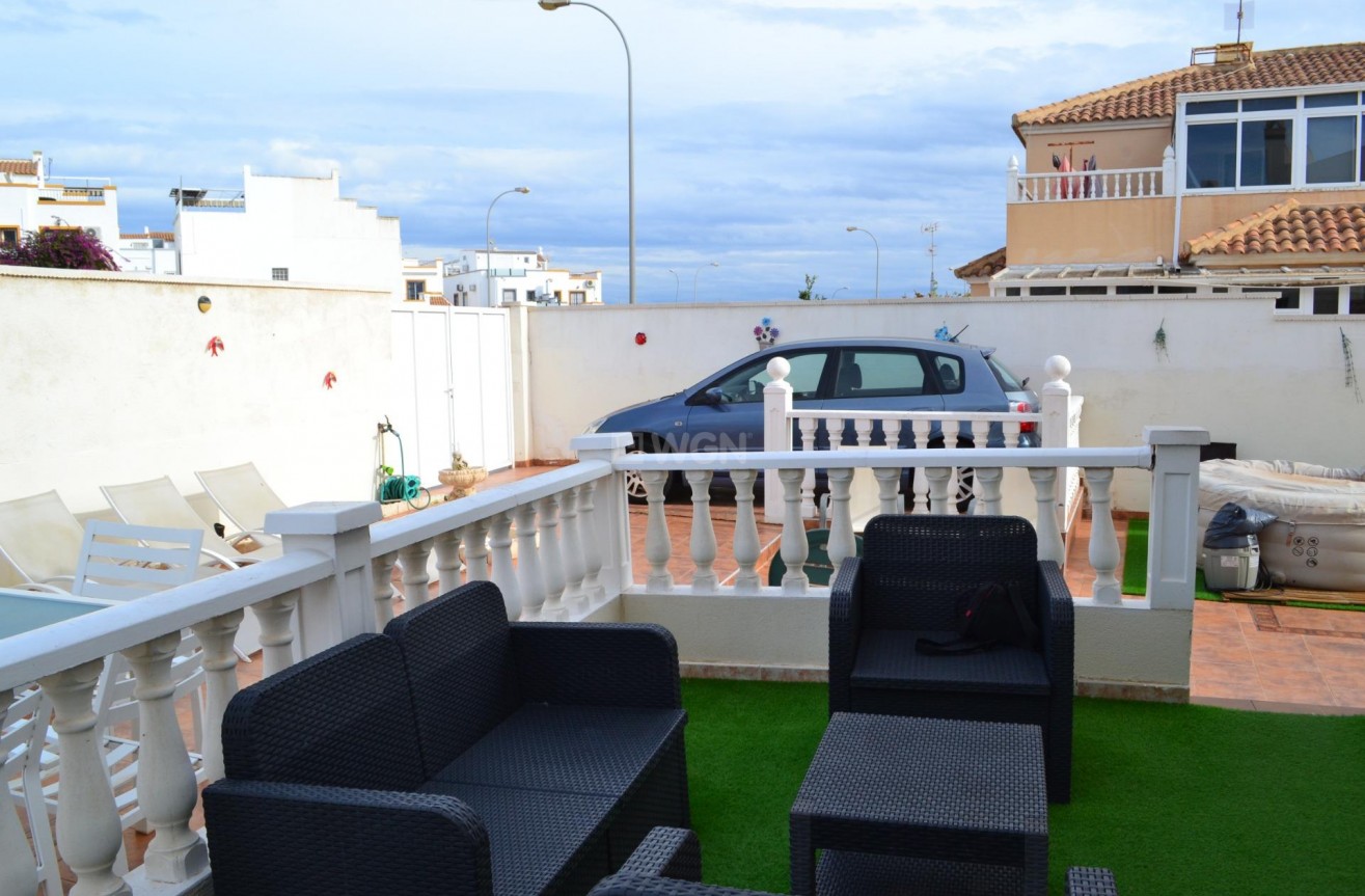Odsprzedaż - Villa - Orihuela Costa - La Zenia