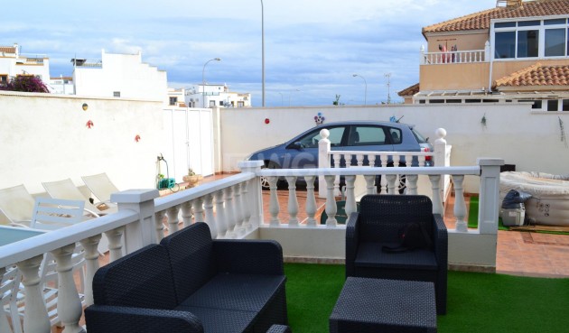 Odsprzedaż - Villa - Orihuela Costa - La Zenia