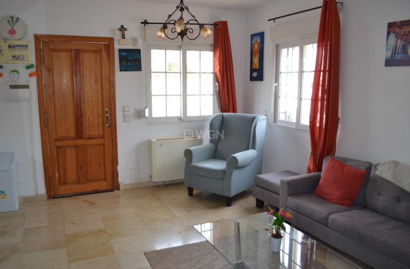 Odsprzedaż - Villa - Orihuela Costa - La Zenia