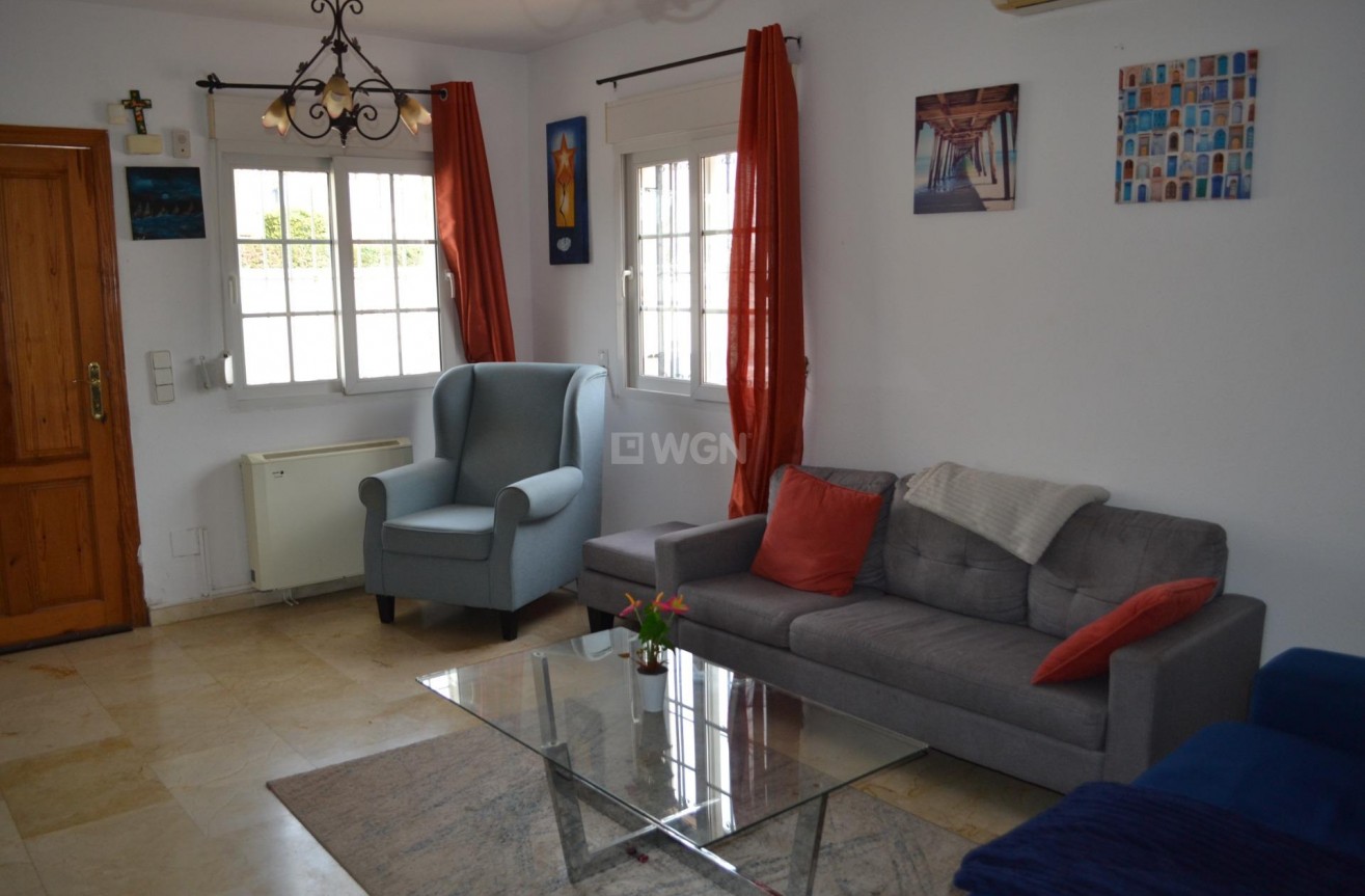 Odsprzedaż - Villa - Orihuela Costa - La Zenia