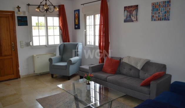 Odsprzedaż - Villa - Orihuela Costa - La Zenia