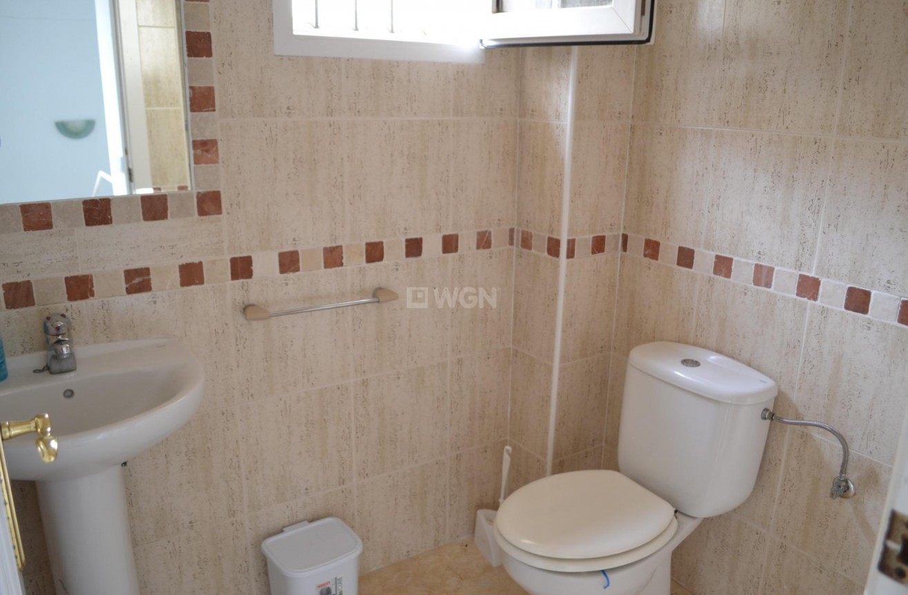 Odsprzedaż - Villa - Orihuela Costa - La Zenia