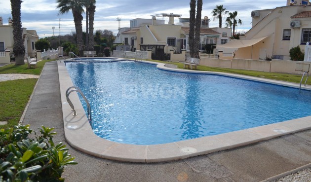 Odsprzedaż - Villa - Orihuela Costa - La Zenia