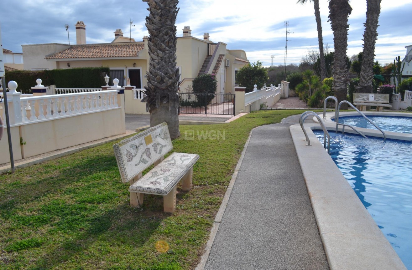Odsprzedaż - Villa - Orihuela Costa - La Zenia