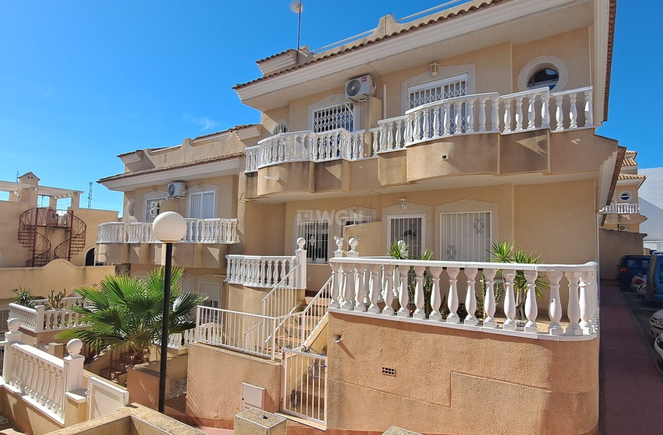 Resale - Townhouse - Villamartin - Costa Blanca