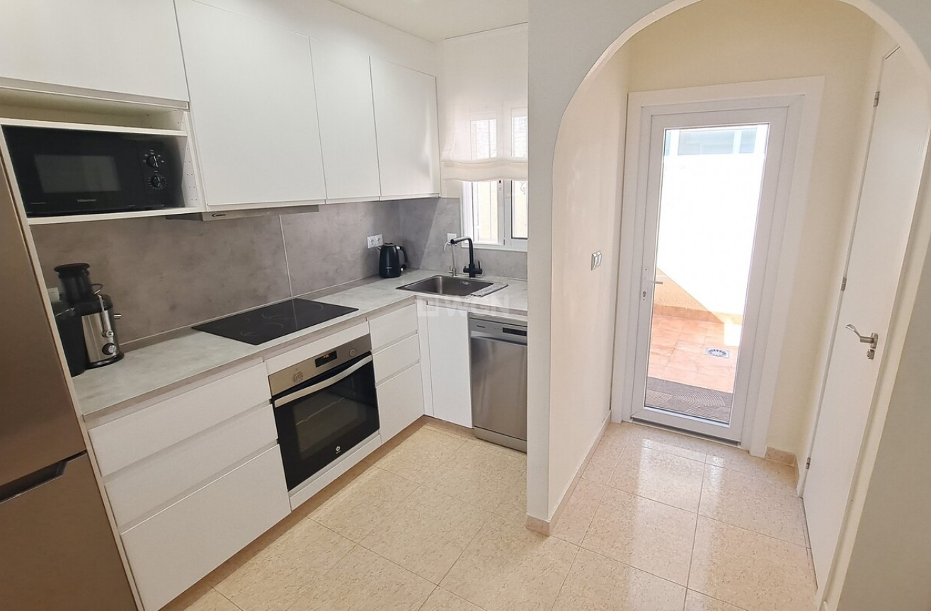 Resale - Townhouse - Villamartin - Costa Blanca