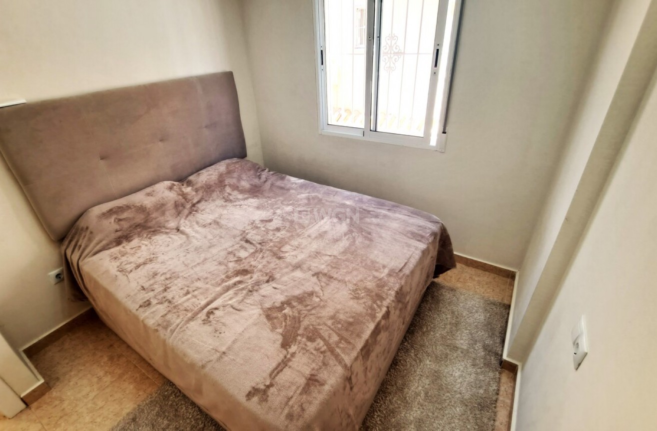 Resale - Townhouse - Villamartin - Costa Blanca