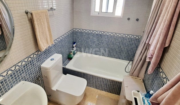 Resale - Townhouse - Villamartin - Costa Blanca
