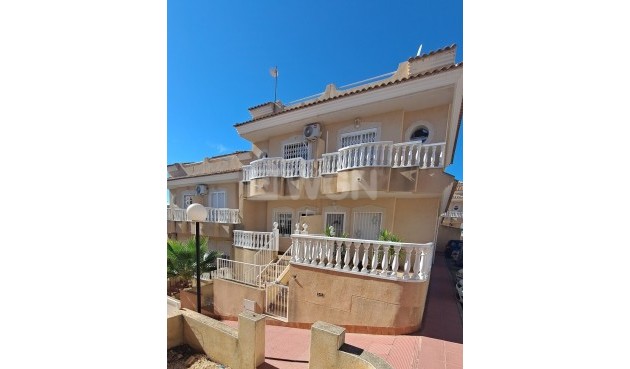 Resale - Townhouse - Villamartin - Costa Blanca