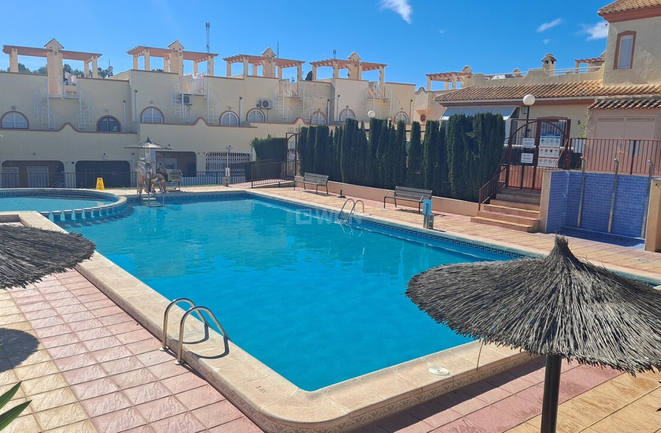 Resale - Townhouse - Villamartin - Costa Blanca