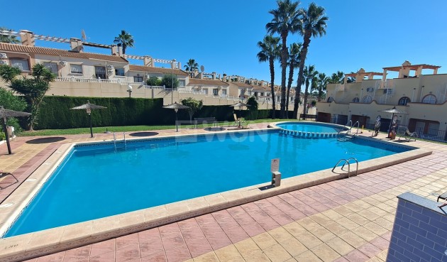 Resale - Townhouse - Villamartin - Costa Blanca
