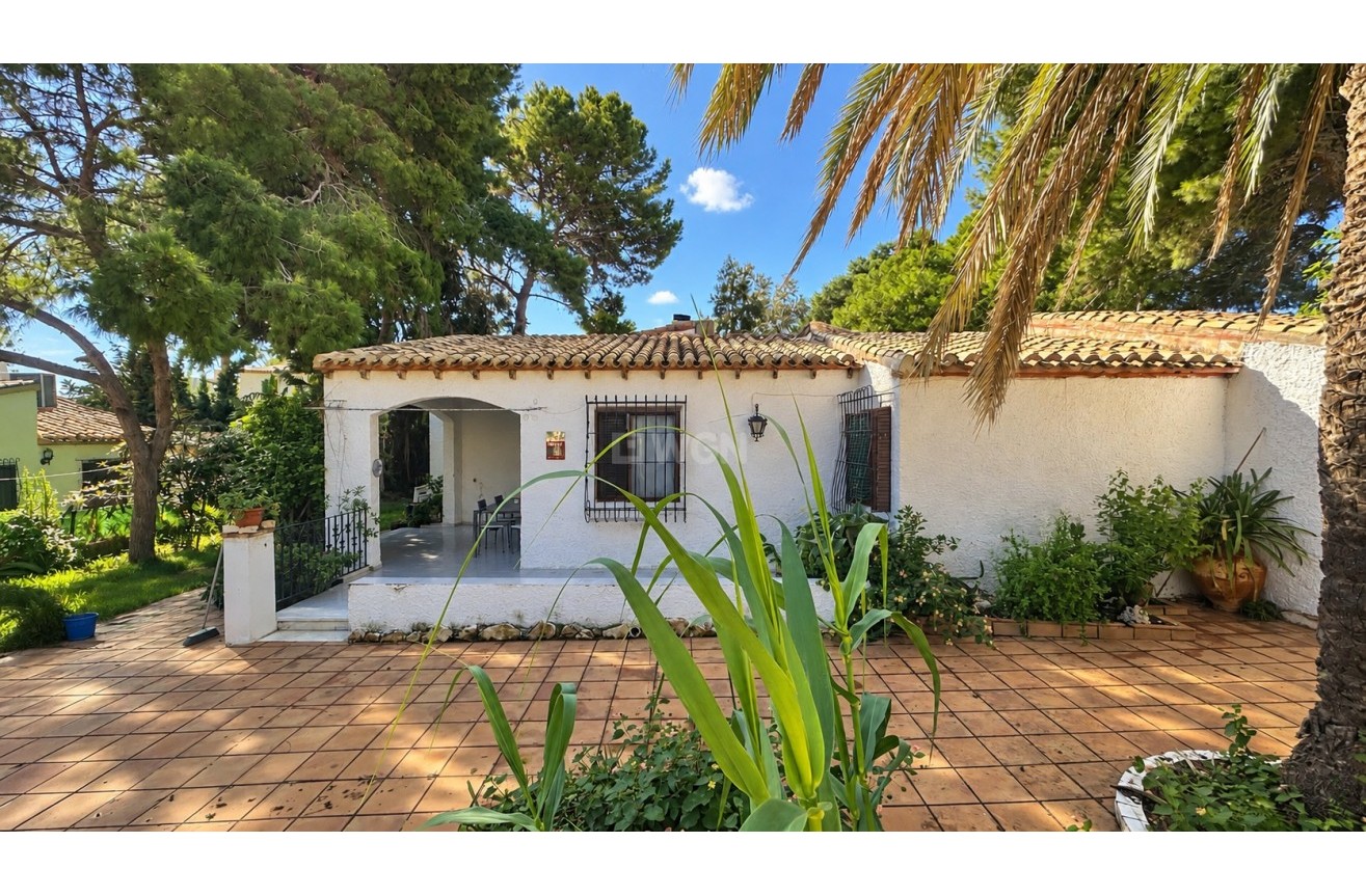 Odsprzedaż - Villa - Orihuela Costa - Costa Blanca