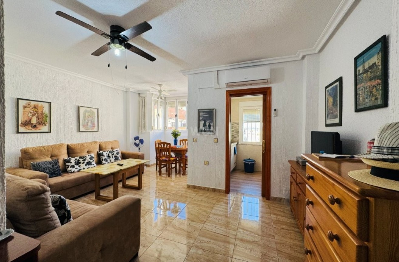 Resale - Apartment / flat - La Mata - Costa Blanca