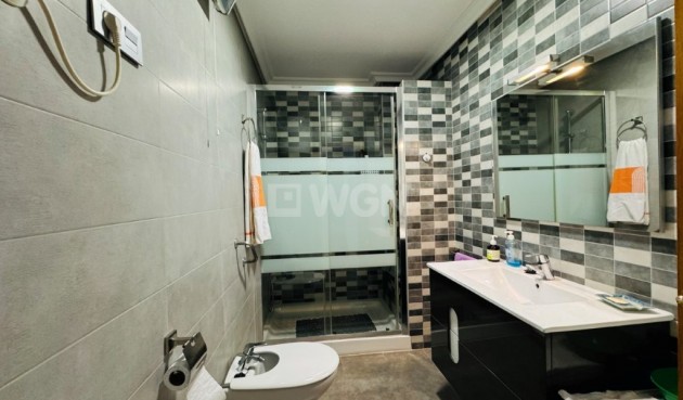 Resale - Apartment / flat - La Mata - Costa Blanca