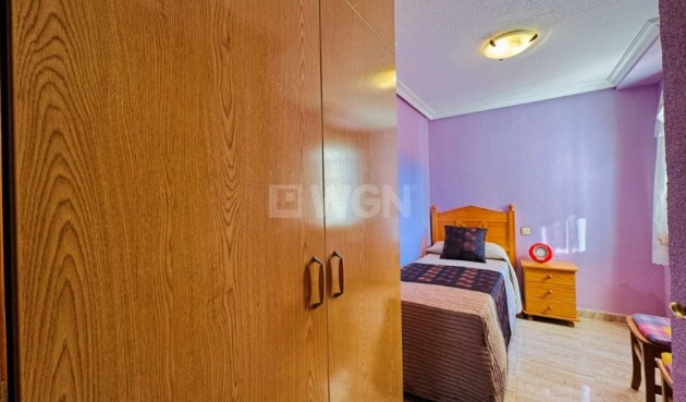 Resale - Apartment / flat - La Mata - Costa Blanca
