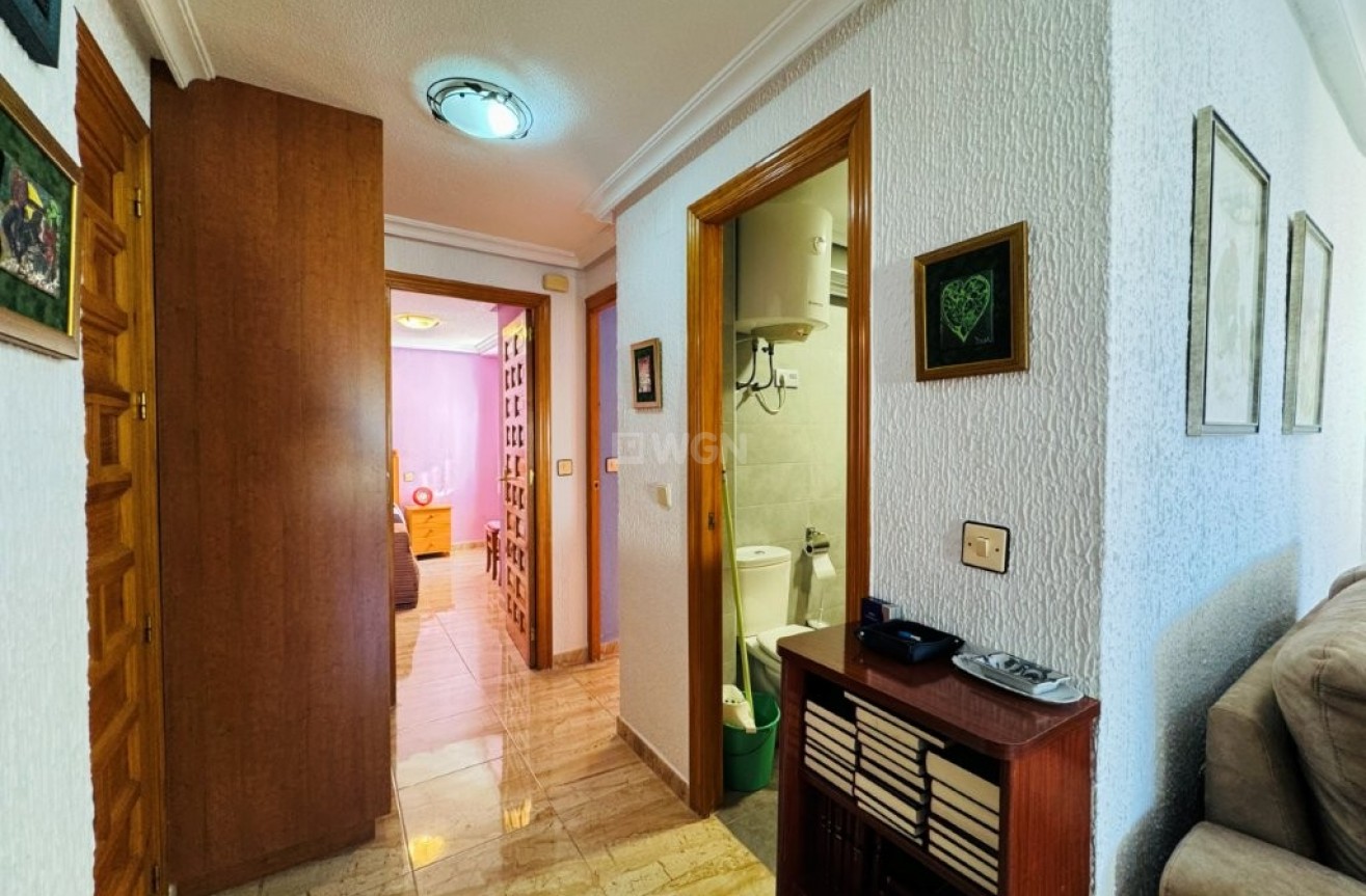 Resale - Apartment / flat - La Mata - Costa Blanca