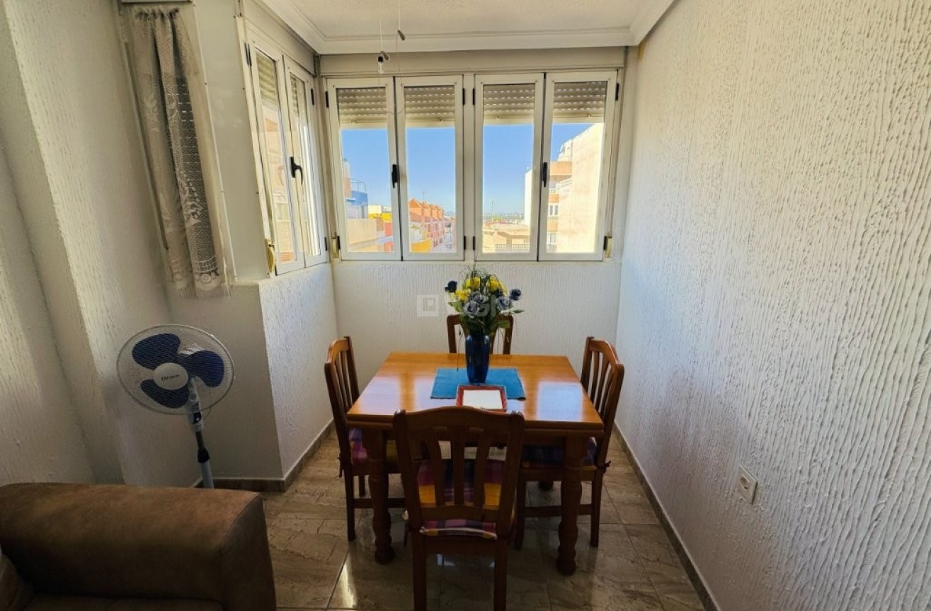 Resale - Apartment / flat - La Mata - Costa Blanca