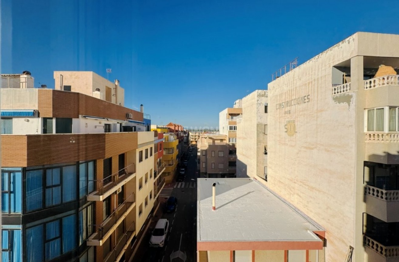 Resale - Apartment / flat - La Mata - Costa Blanca