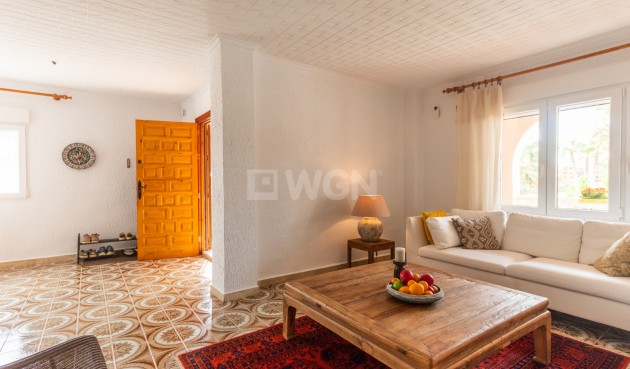 Odsprzedaż - Villa - Punta Prima - Costa Blanca