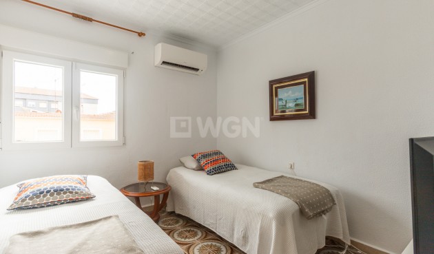 Odsprzedaż - Villa - Punta Prima - Costa Blanca