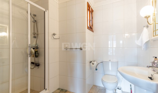 Odsprzedaż - Villa - Punta Prima - Costa Blanca