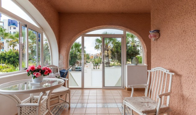 Odsprzedaż - Villa - Punta Prima - Costa Blanca