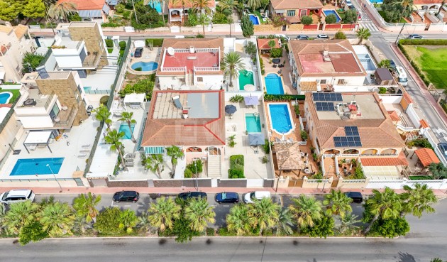 Odsprzedaż - Villa - Punta Prima - Costa Blanca