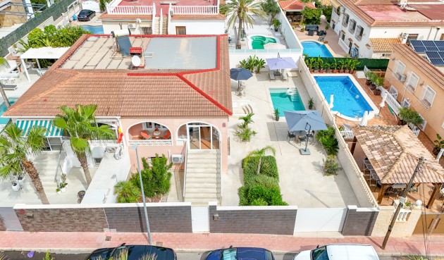 Odsprzedaż - Villa - Punta Prima - Costa Blanca