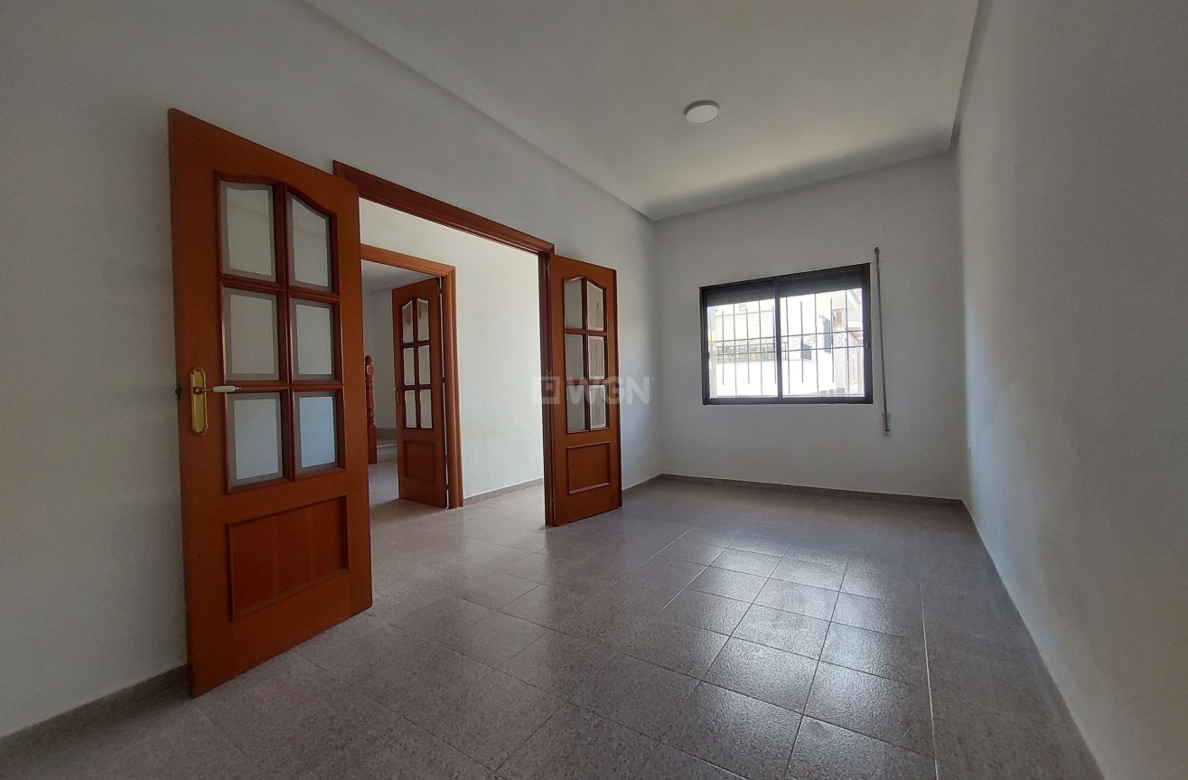 Resale - Townhouse - Pilar de la Horadada - Costa Blanca