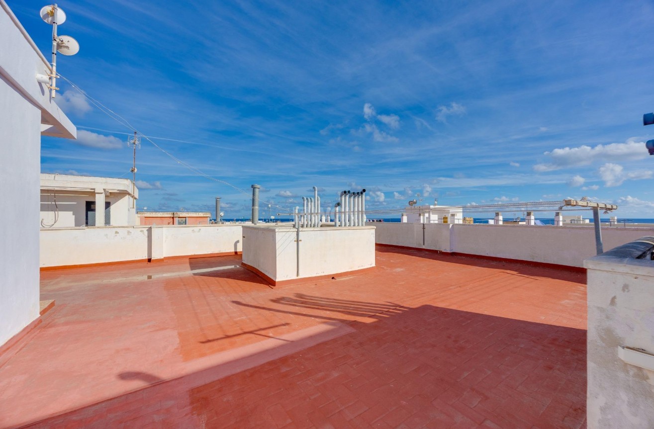 Reventa - Apartamento / piso - Torrevieja - Estacion De Autobuses