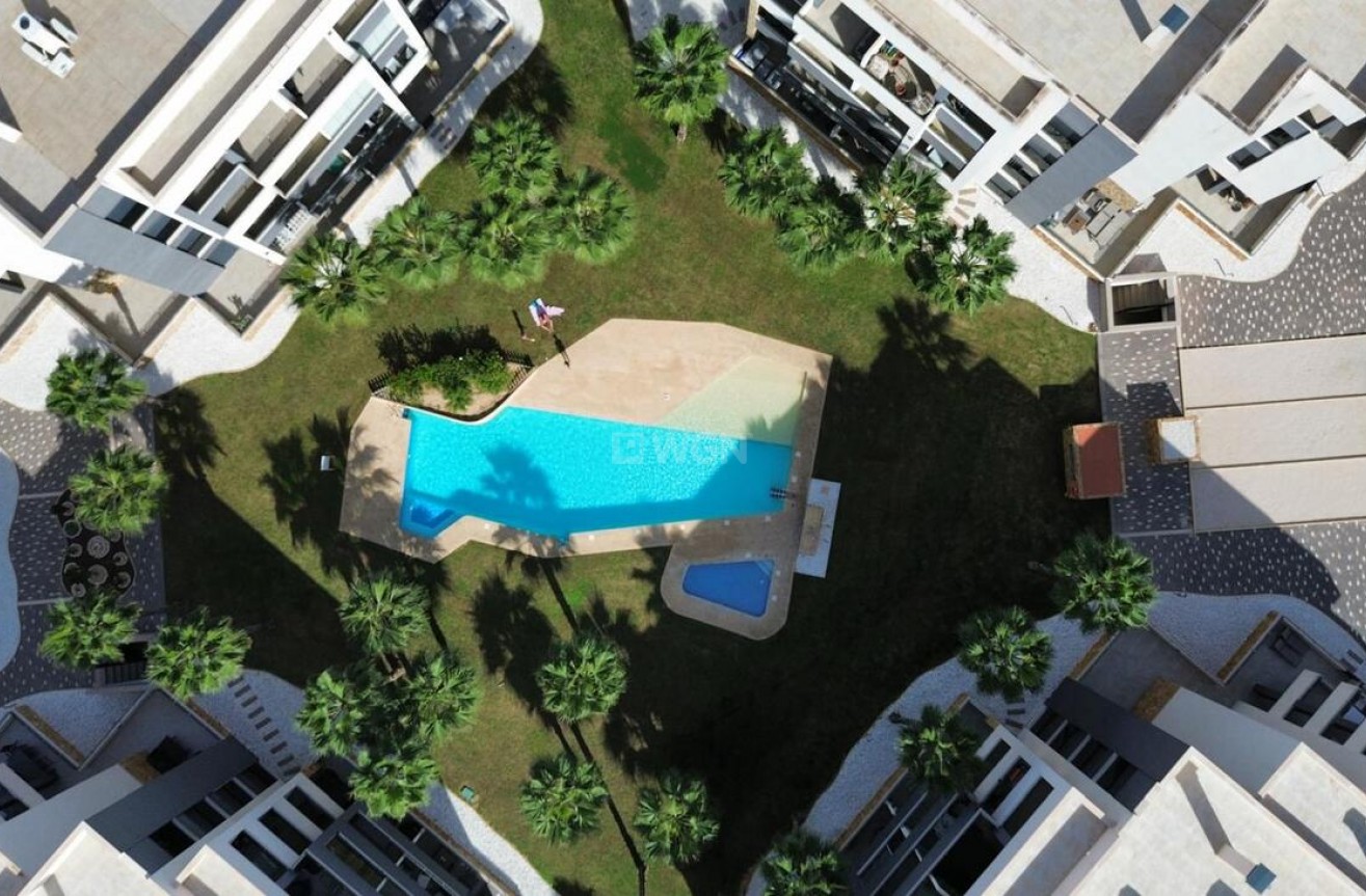 Odsprzedaż - Mieszkanie w bloku - Los Altos - Costa Blanca