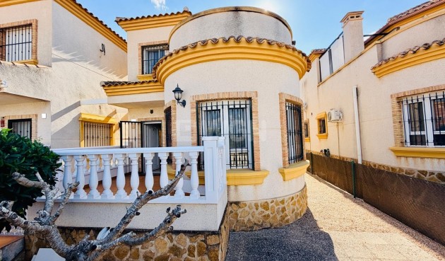 Resale - Villa - Los Montesinos - Costa Blanca