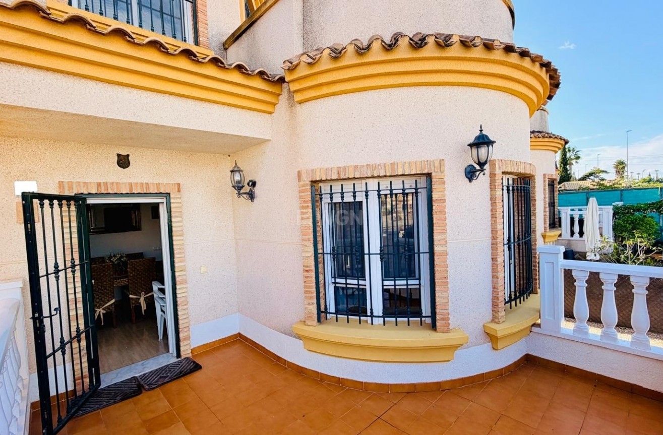 Resale - Villa - Los Montesinos - Costa Blanca